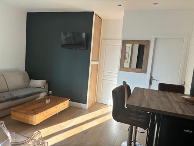 Studio Totalement Renove En Plein Centre-Ville Devant La Prefecture De ליון מראה חיצוני תמונה